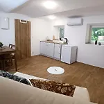 Za Hrazi