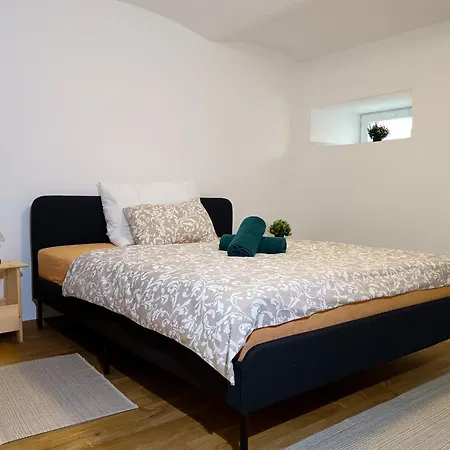 Apartament Za Hrazi